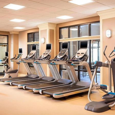 Four Points By Sheraton Norwood Conference Center Esterno foto