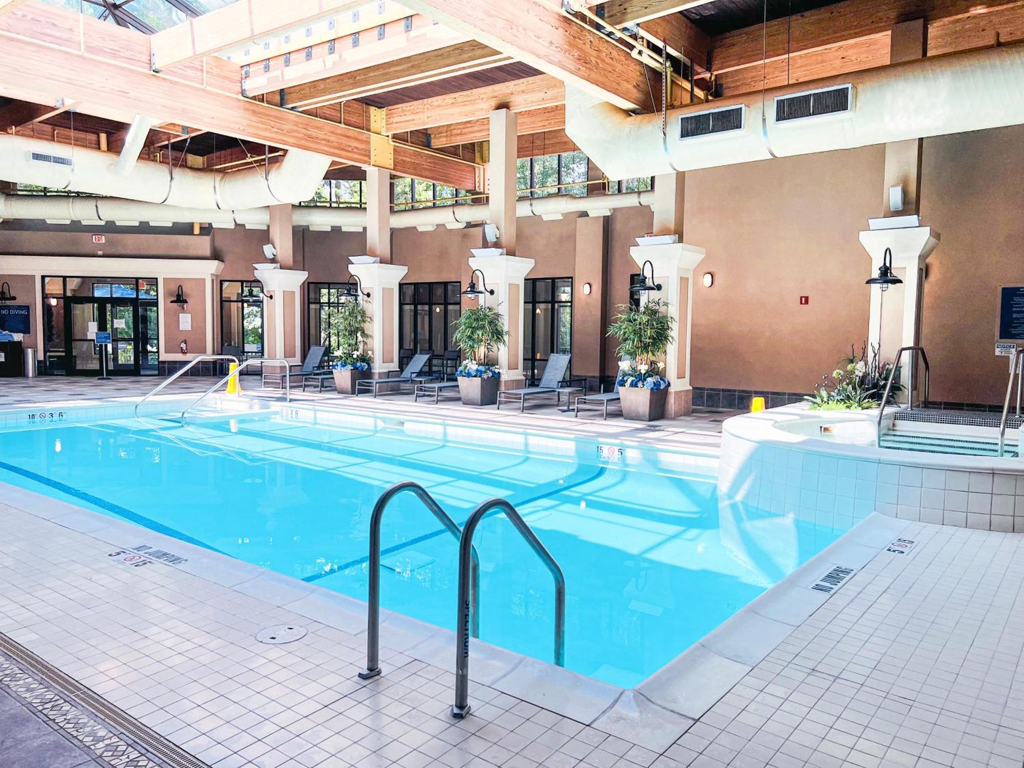 Four Points By Sheraton Norwood Conference Center Esterno foto
