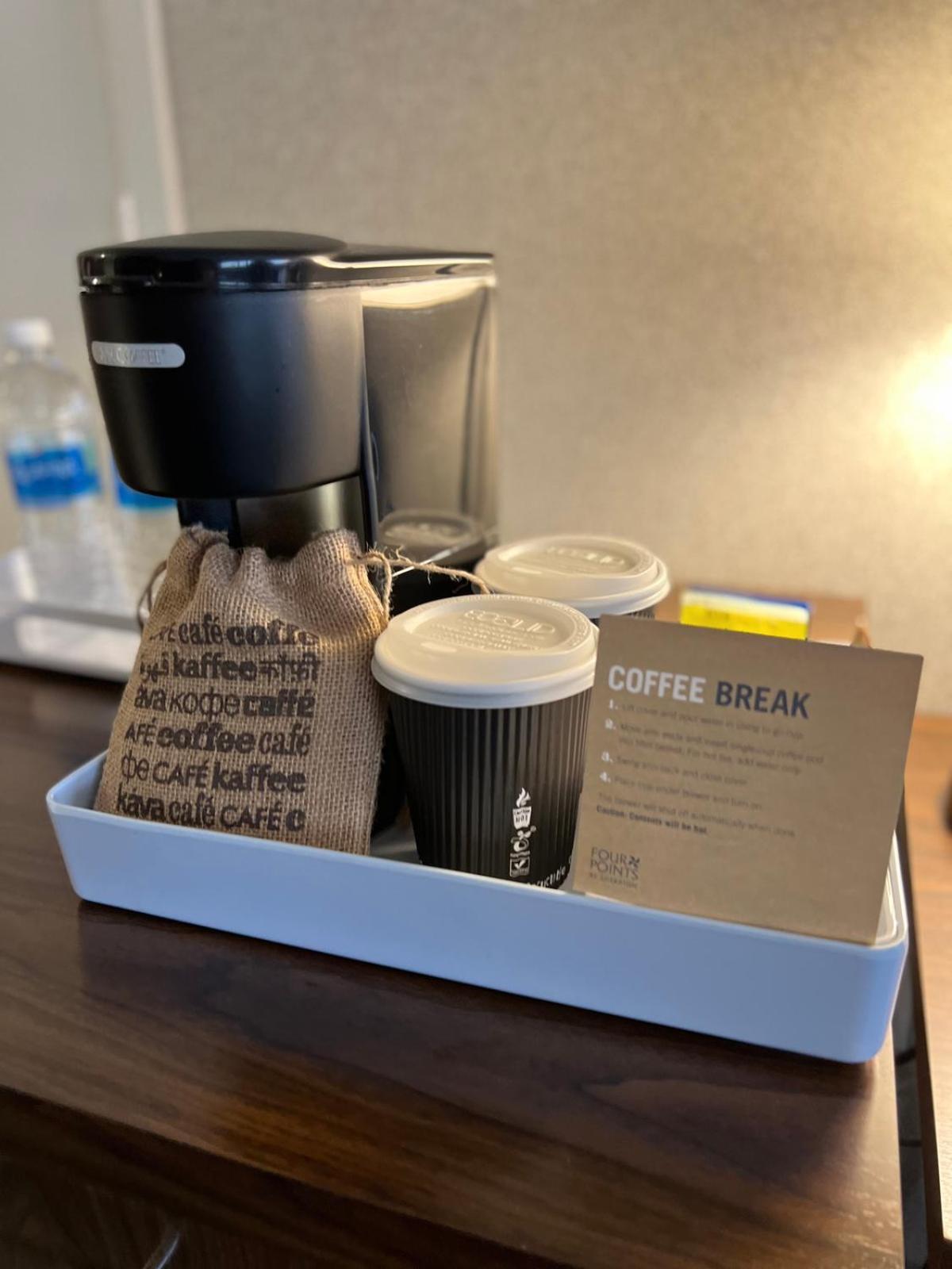 Four Points By Sheraton Norwood Conference Center Esterno foto