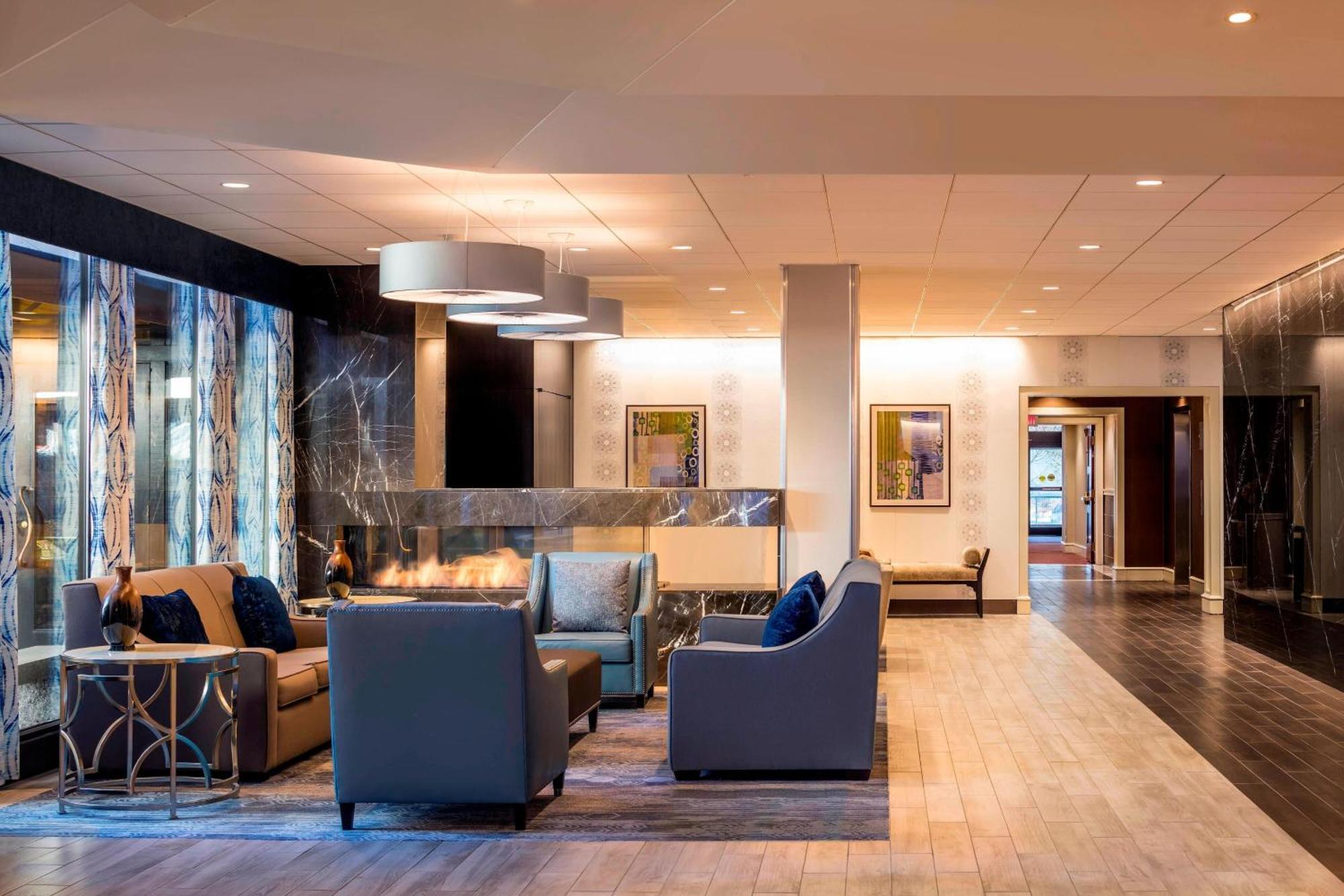 Four Points By Sheraton Norwood Conference Center Esterno foto