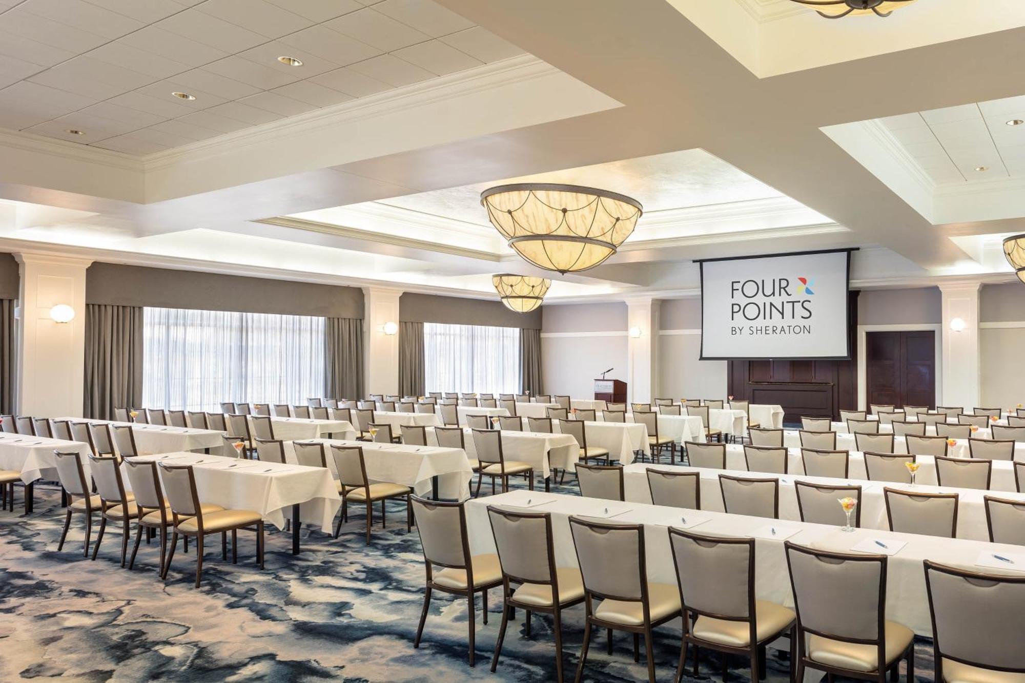 Four Points By Sheraton Norwood Conference Center Esterno foto