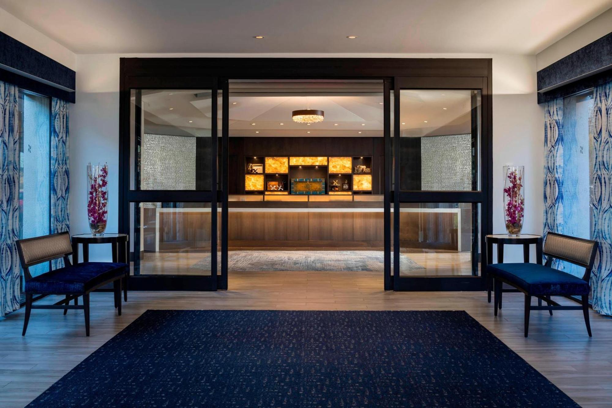 Four Points By Sheraton Norwood Conference Center Esterno foto