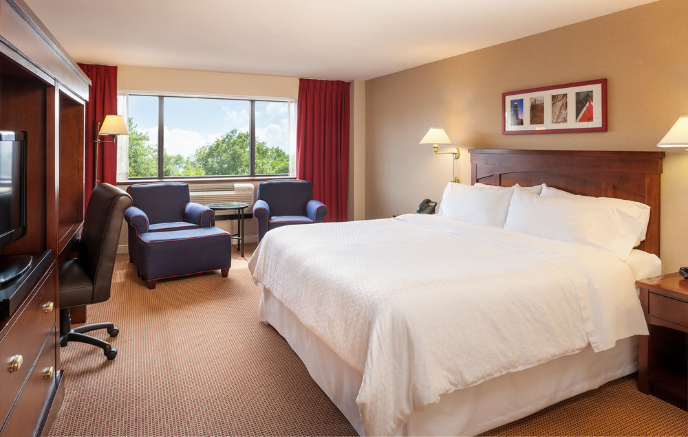Four Points By Sheraton Norwood Conference Center Esterno foto